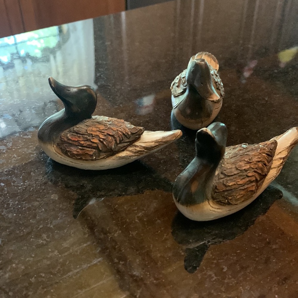 Decorative ducks - Picture 2 of 3